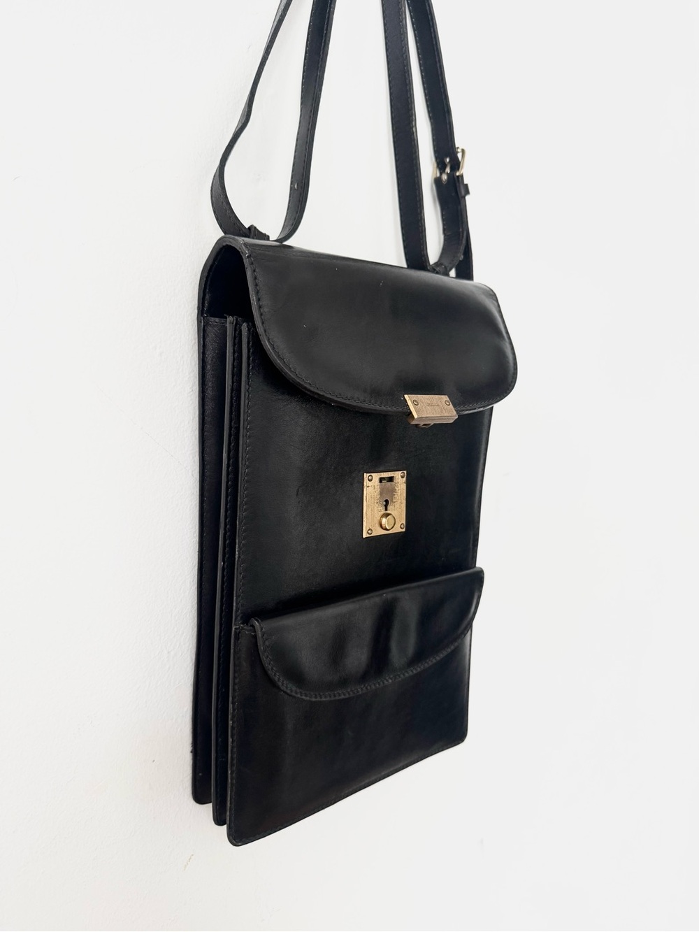GUCCI vintage convertible locking leather satchel - Picture 3 of 16